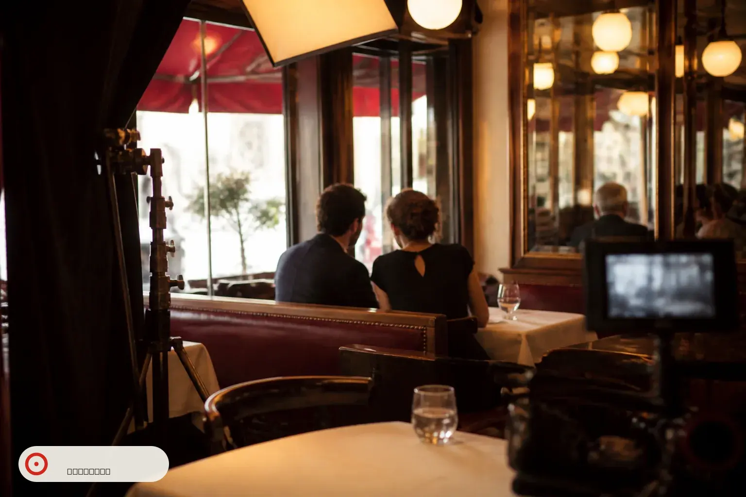 Casting figuration : couples élégants recherchés à Paris pour une série internationale