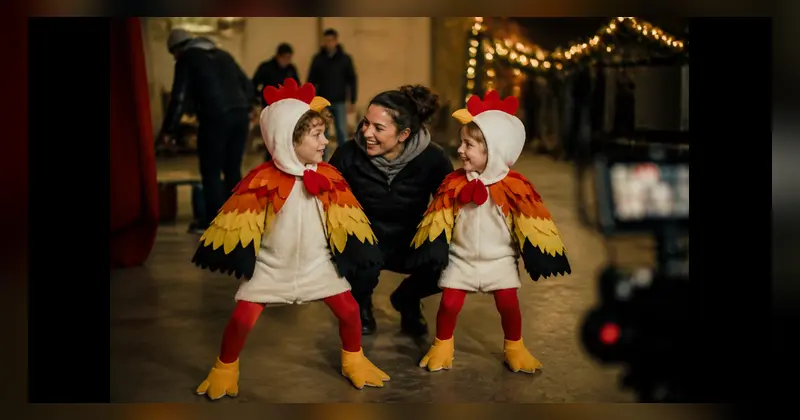 Casting figuration enfants pour spot publicitaire déguisés en coqs à Mons