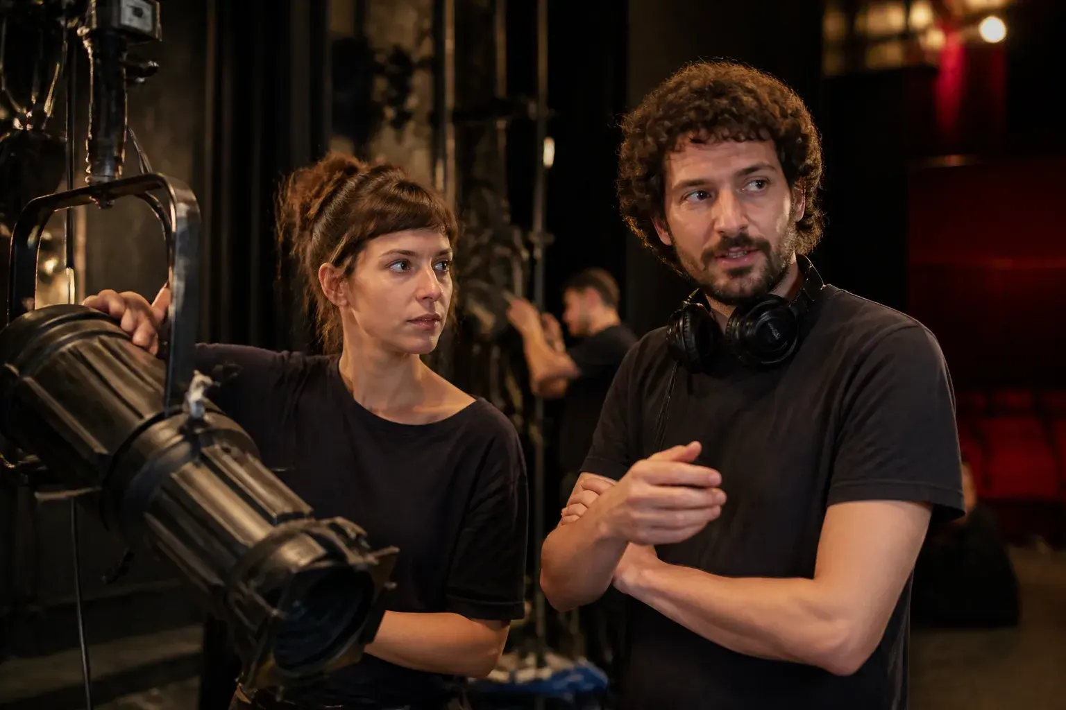 Casting figuration : techniciens de théâtre pour une série Arte à Paris